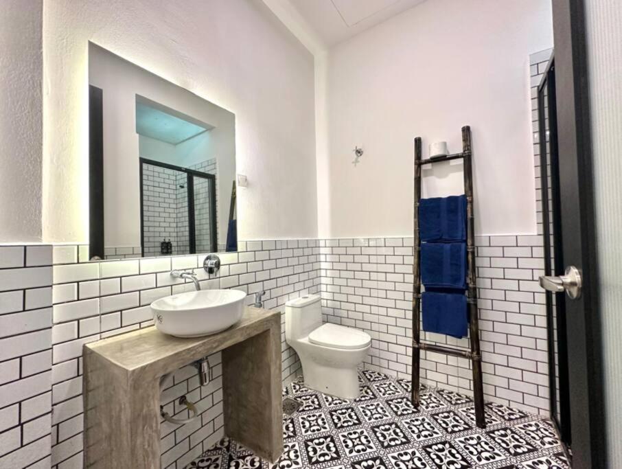 Merdeka House, بينتونغ المظهر الخارجي الصورة
